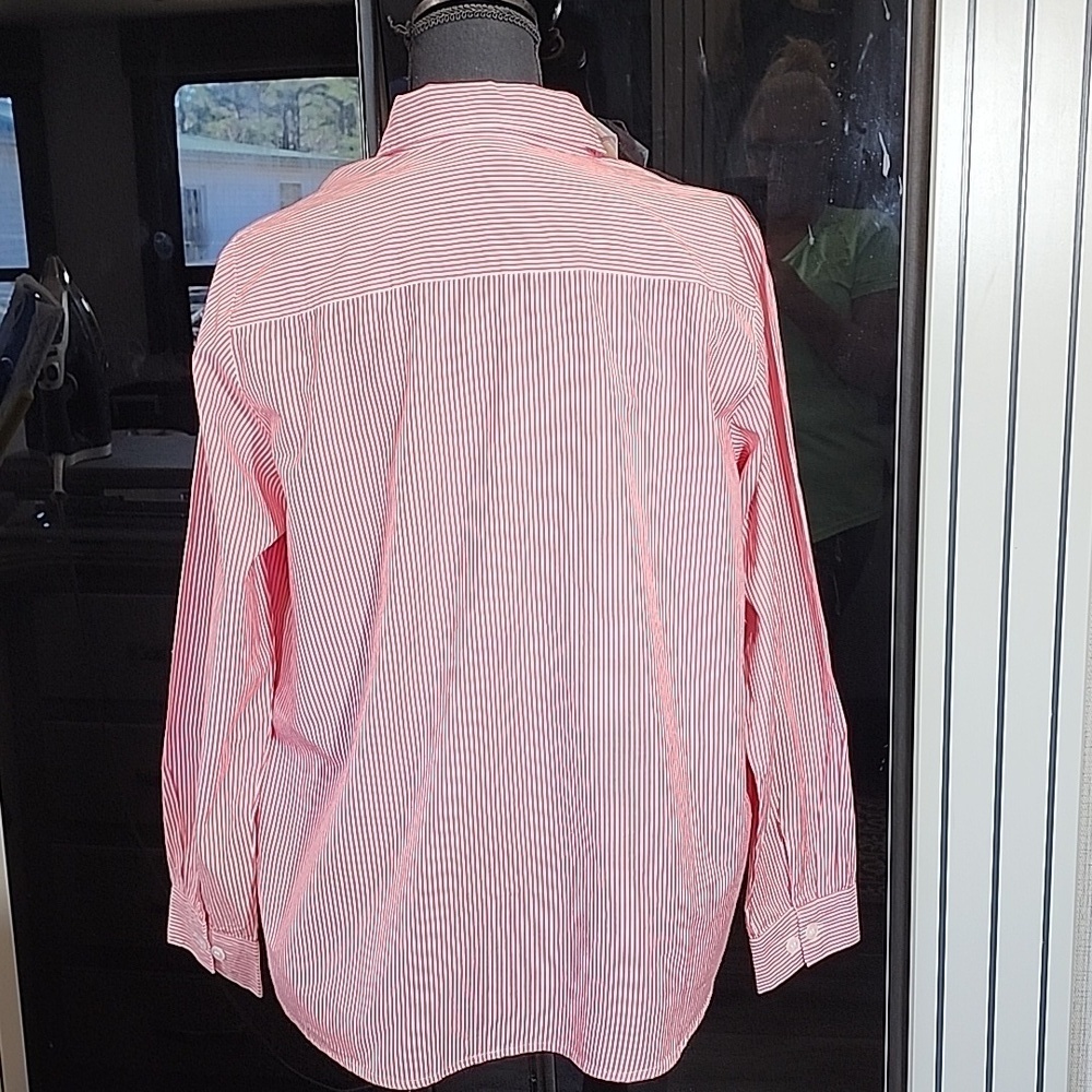 NATIONAL 2 PIECE BUTTON DOWN TOP - Picture 3 of 7